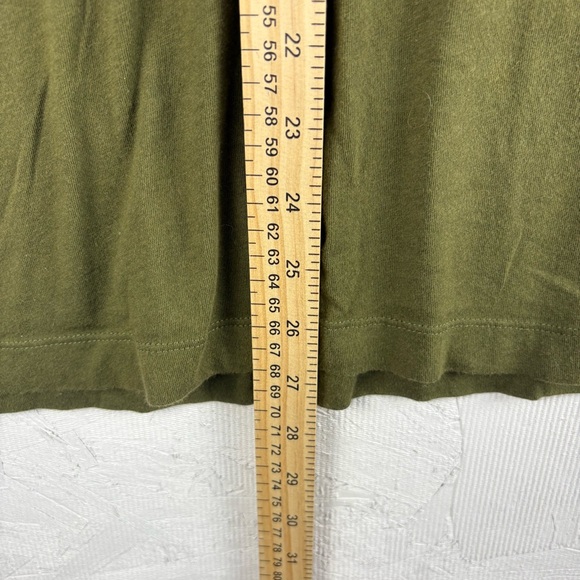 Nike Sportswear Club Tee Men's T-Shirt Green Size XL Casual Top - Picture 6 of 7